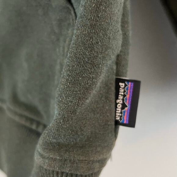 Patagonia Men’s Uprisal Hoodie Size M Olive Green Bear Logo Outdoor Hiking - Picture 5 of 5